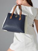 Navy Blue color option, Currently selected