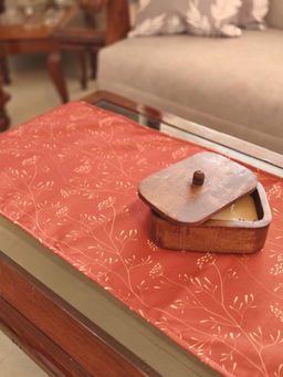 Akira Furnishings - Whimsical Maroon Dandelion Table Runner For Centerpieces Decor