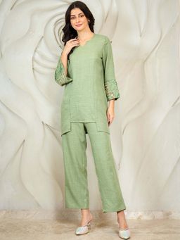 AAREIN - Green Three-Quarter Sleeves Round Neck Party Co-Ord Set