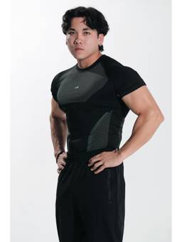 Musclemind - Black Muscle Enhance Compression T-Shirt