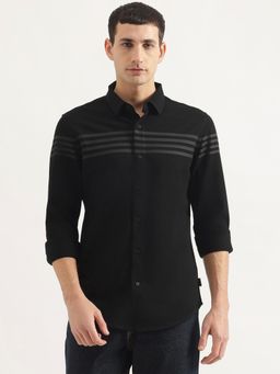 United Colors of Benetton - Men Slim Fit Collar Neck Stripes Black Shirt
