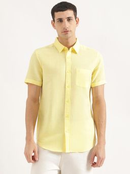 United Colors of Benetton - Men Regular Fit Collar Neck Solid/Plain Yellow Shirt