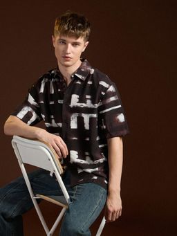 The Bear House - Mens Black Relaxed Fit Tie and Die Casual Shirt