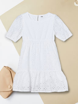 max - Girls Schiffli Dress