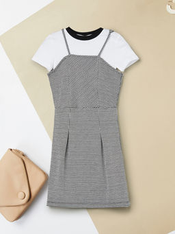 max - Girls Checked Pinafore Dress With Top