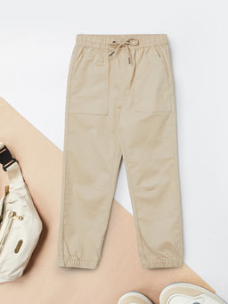 max - Boys Beige Solid Joggers