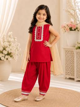 AWW HUNNIE - Silk Blend Fabric Sleeveless Ethnic Kurta with Salwar and Dupatta - Red