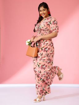 KASSUALLY - CURVE BY KASSUALLY Peach Floral V-Neck Smoked Top With Pants