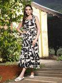 Black color option, Currently selected