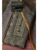 Green color option, Sold out, Currently selected