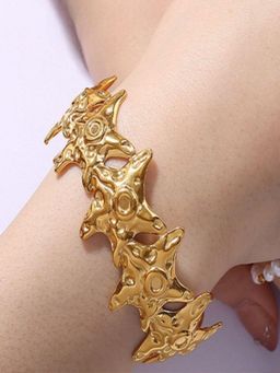 AQUASTREET - Adjustable Hammered Star Cuff Bracelet 18K Plated Waterproof Anti-Tarnish Gold