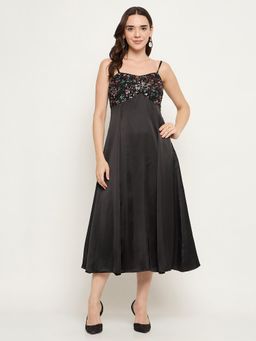 Madame - Embroidered Midi Black Dress