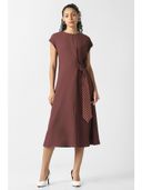Maroon color option