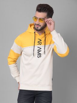 CRIMSOUNE CLUB - Men Yellow Color Block Hooded Sweatshirt