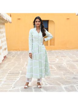 Urbanstree - Moksha Green Kurta (Set of 2)