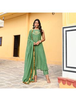 Urbanstree - Rosa Green Kurta (Set of 4)
