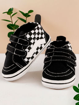 Baby Moo - Chequered Black Casual Booties