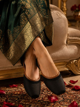 YASSIO - Juttis for Women - Black