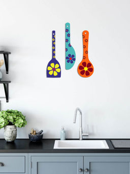 Art Vibes - MultiColour Wooden Wall Hanging for Home Decoration