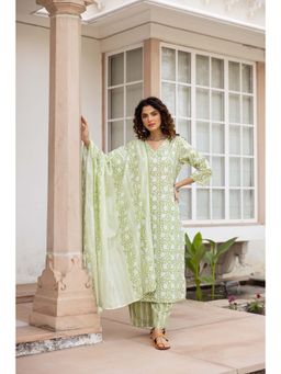 Nehamta - Women's Cotton Green Kurta with Pant and Dupatta