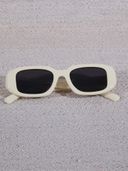 Black color option, Sold out, Currently selected