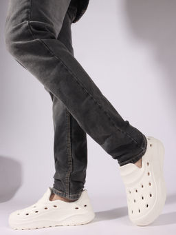 Carlton London - Men Breathable Lightweight Comfort Water Clogs White