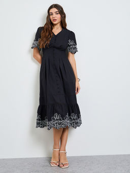Styli - Women's Black Fit and Flare Midi Dress