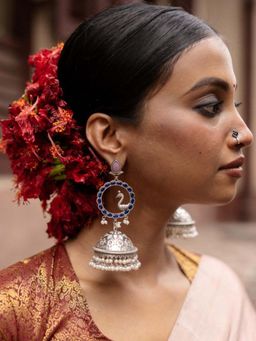 Putstyle - Peacock Crown Oxidised Silver Jhumka - Blue