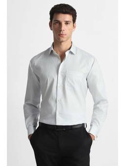 Van Heusen - Green Textured Full Sleeves Formal Shirt