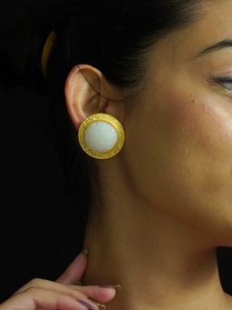 Niscka - Handcrafted Daisy Gold Plated Daily Wear Studs