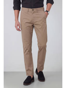 Peter England - Men Beige Solid Slim Fit Chino Trouser