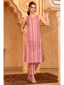 Aurelia - Women's Red Kurta and Pant