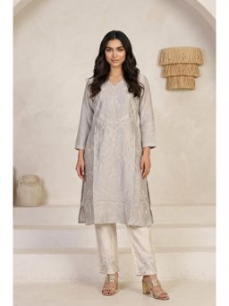 Folksong - Women's Grey Embroidered Kurta Pant and Dupatta