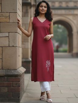 Varanga - Women Ethnic Motifs Embroidered Regular Thread Work Kurta with Pant