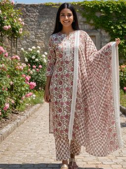Varanga - Women Floral Printed Kurta Pant With Dupatta