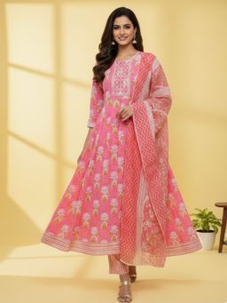 Varanga - Women Ethnic Motifs Printed Kurta Pant With Dupatta