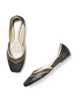 Aurelia - Embroidered Black Square Flat