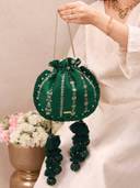 Green color option, Sold out, Currently selected