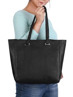 Twenty Dresses by Nykaa Fashion - Women Black Solid PU Shoulder Bag with Detachable Strap