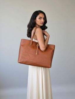 Twenty Dresses by Nykaa Fashion - Women Tan Solid PU Shoulder Bag