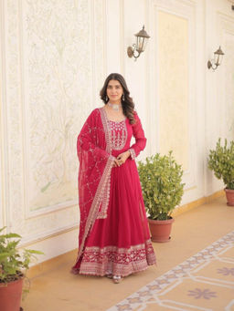 JATRIQQ - Pink Faux Blooming Gown with Dupatta with Embroidered work (Set of 2)
