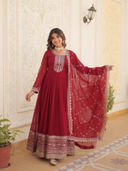 Red color option, Sold out, Currently selected
