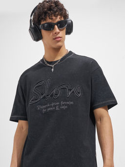 HIGHLANDER - Black Typography Cotton Relaxed Fit T-Shirt