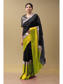 SARI KI ALMARI - Akritih Black Colorblock Woven Saree with Blouse Piece