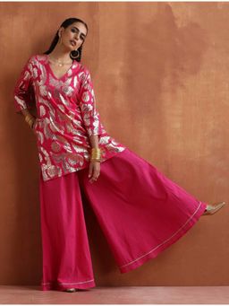 trueBrowns - Pink Metallic Kurta with Sharara (Set of 2)