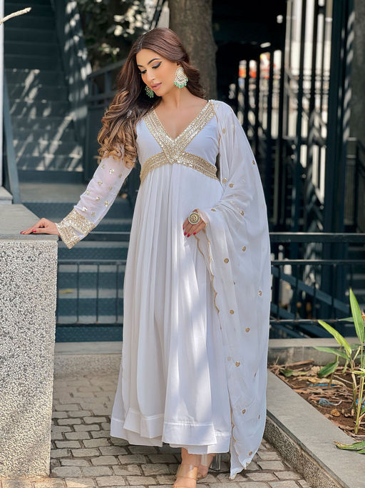 Buy Noorani by LA Nina White Gold Anarkali Kurta with Pant and Dupatta (Set  of 3) Online