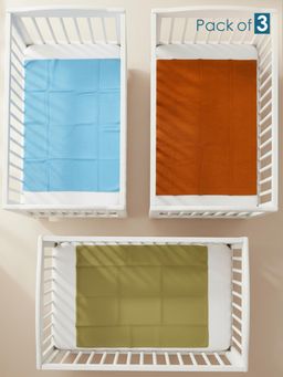 Baby Moo - Plain Changeable Dry Sheet Water-resistant Bed Protector-Multicolor (Pack of 3)