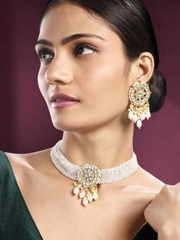 Peora - Gold Plated White Kundan and Beads Studded Necklace Earrings Ethnic (Set of 2)
