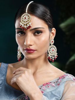 Peora - Gold Plated Maroon Kundan and Beads Studded Earrings and Maangtikka Ethnic (Set of 2)