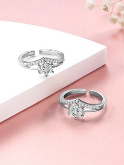 Peora - Silver Plated Cubic Zirconia Studded Adjustable Toe Ring Stylish Bichiya Fancy